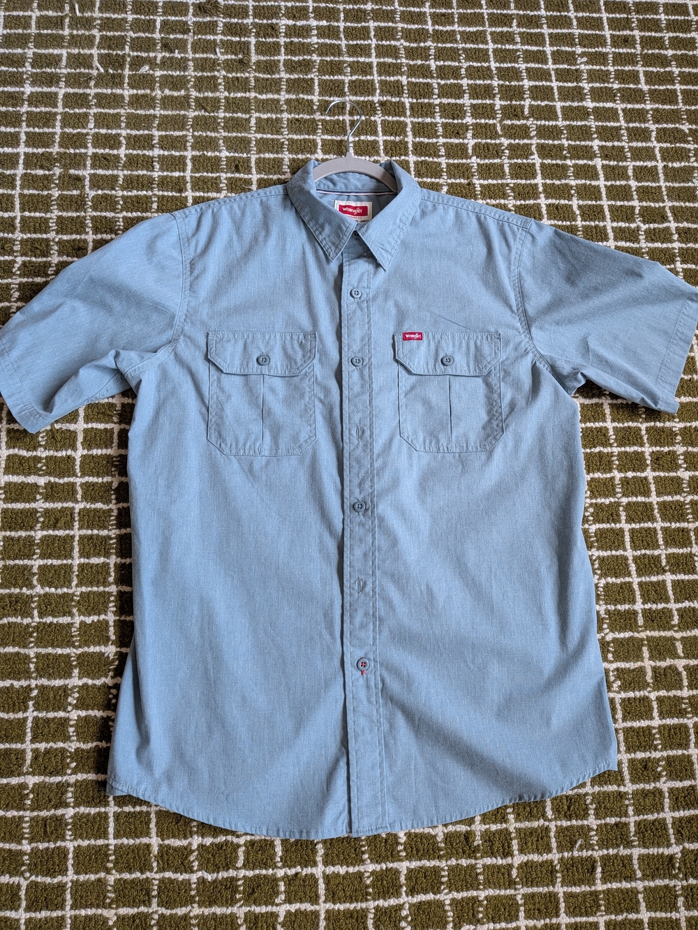 Wrangler Light Blue Short-Sleeve Button-Down Work Shirt